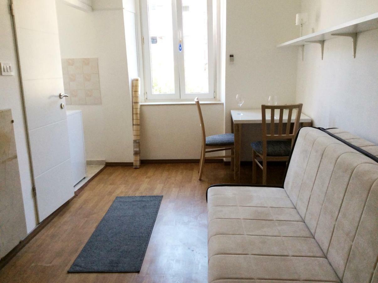 Studio Apartman Klara Apartment Rijeka Exterior foto